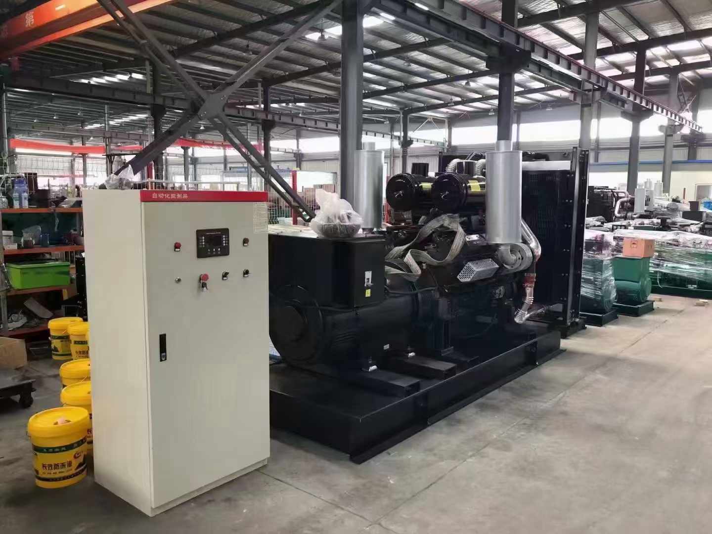 会理柴油发电机运行时的噪音和振动水平如何？